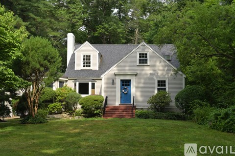 306 Merriam St 5 Beds Apartment for Rent