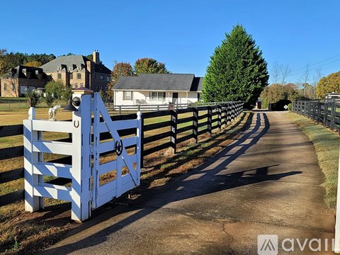 450 Fowler Road 3 Beds Apartment for Rent