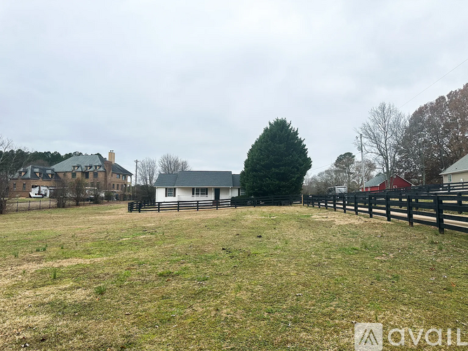 450 Fowler Road 3 Beds Single Family Home for Rent - Photo gallery 3