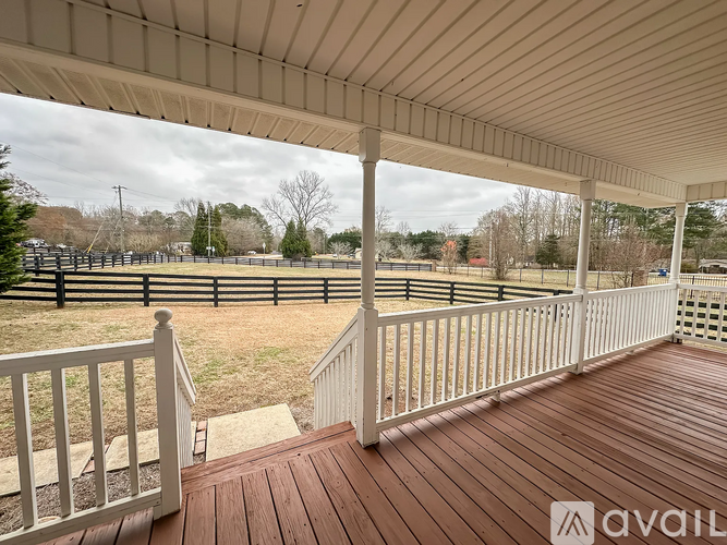 450 Fowler Road 3 Beds Single Family Home for Rent - Photo gallery 4
