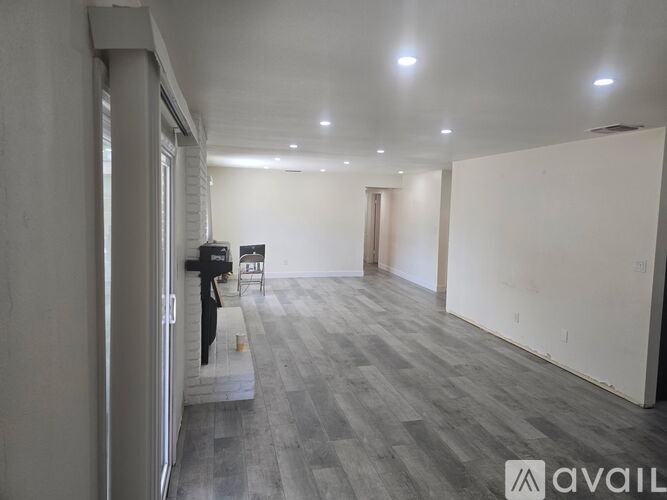 1005 W. Cambridge Ave 3 Beds Single Family Home for Rent - Photo gallery 5