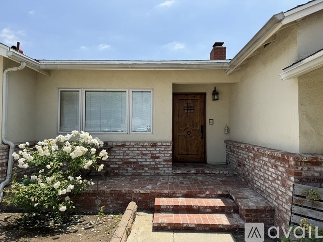 942 Birmingham Road 3 Beds Single Family Home for Rent - Photo gallery 5