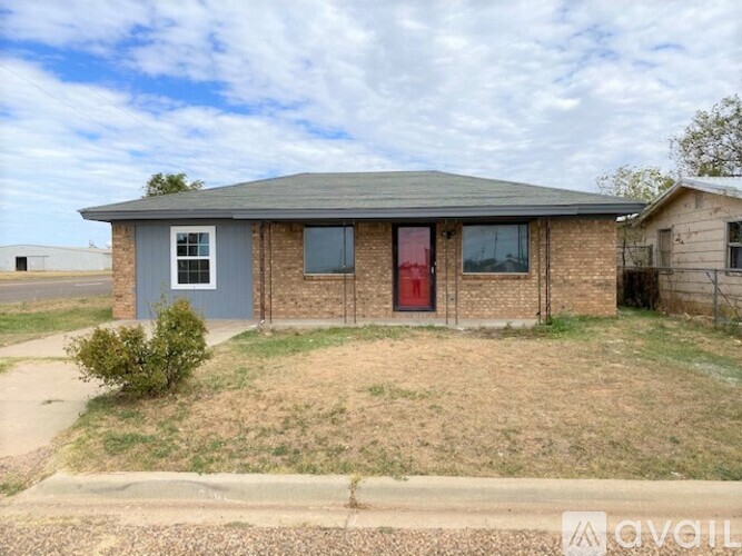 322 Ave B 3 Beds Single Family Home for Rent - Photo gallery 1