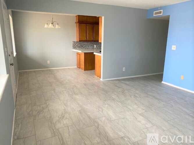 322 Ave B 3 Beds Single Family Home for Rent - Photo gallery 2