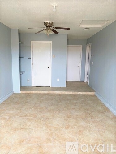 322 Ave B 3 Beds Single Family Home for Rent - Photo gallery 3