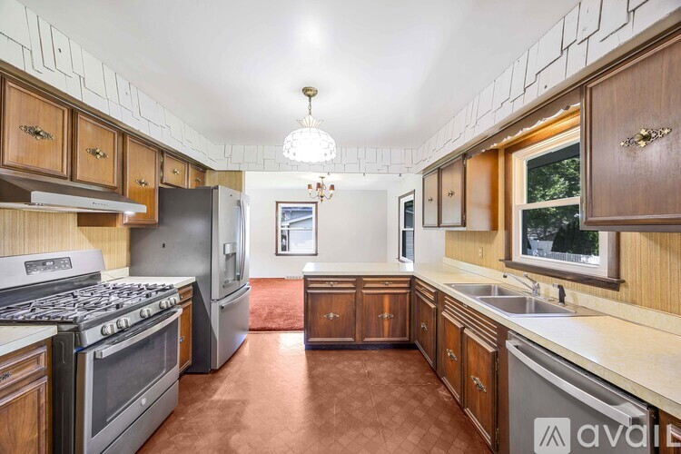 1923 Kennedy Avenue 3 Beds Single Family Home for Rent - Photo gallery 5