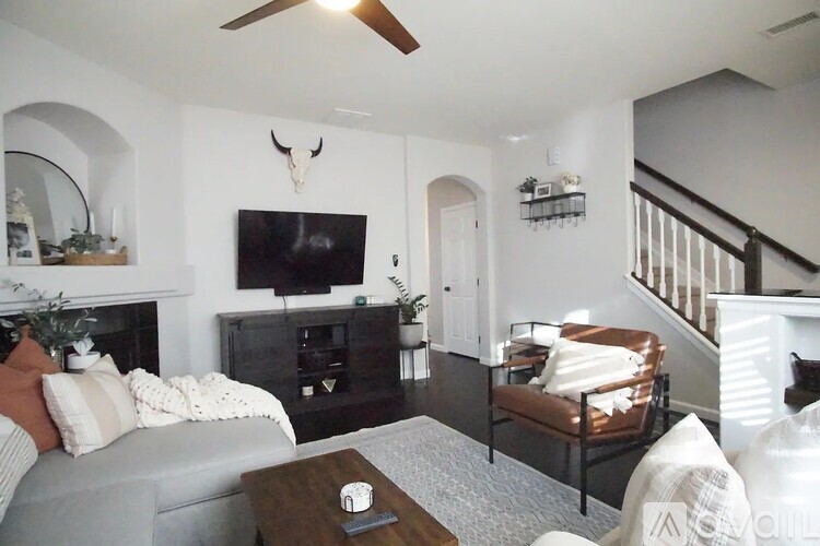 12775 Jasmine Court 3 Beds Townhouse for Rent - Photo gallery 2