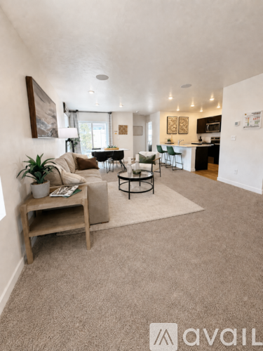4677 W Quarterhorse Dr 4 Beds Single Family Home for Rent - Photo gallery 5