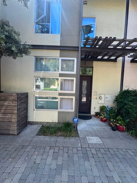 7 Ealing Lane 1 Apartment for Rent