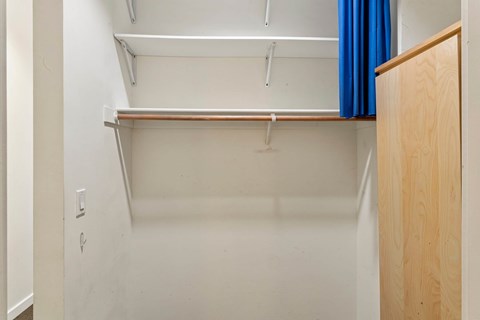 7 Ealing Lane 1 Apartment for Rent