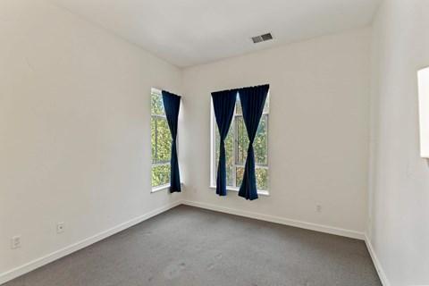 7 Ealing Lane 1 Apartment for Rent