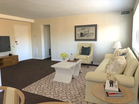 5902 31St Ave 2 Beds Apartment for Rent