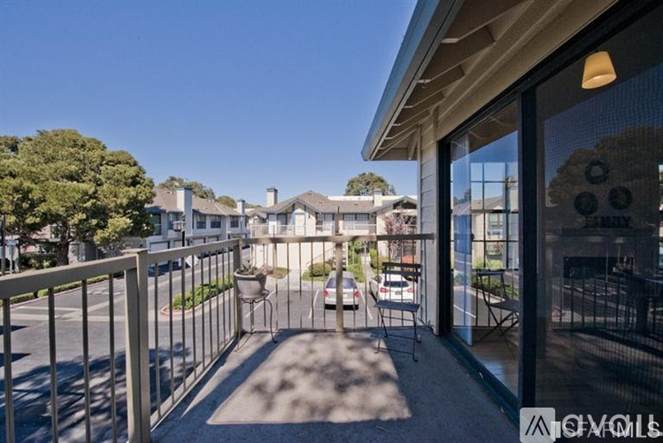 2005 Vista Del Mar 2 Beds Single Family Home for Rent - Photo gallery 2