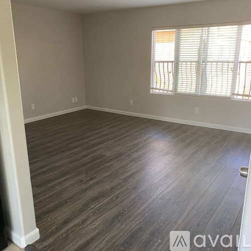 5014 Auburn Dr 2 Beds Apartment for Rent - Photo gallery 2