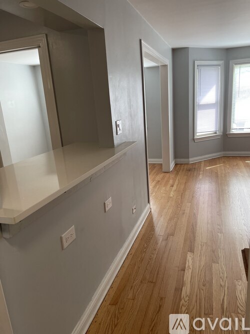 5839 North Cicero Avenue 3 Beds Single Family Home for Rent - Photo gallery 5