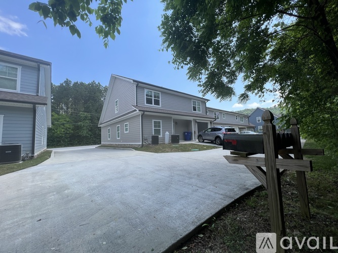 9680 Bill Reed Road 3 Beds Townhouse for Rent - Photo gallery 4