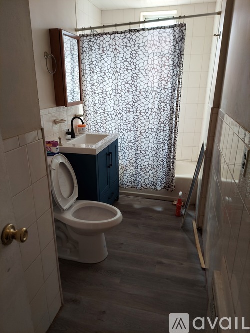 2117 West 11th Street 2 Beds Apartment for Rent - Photo gallery 5