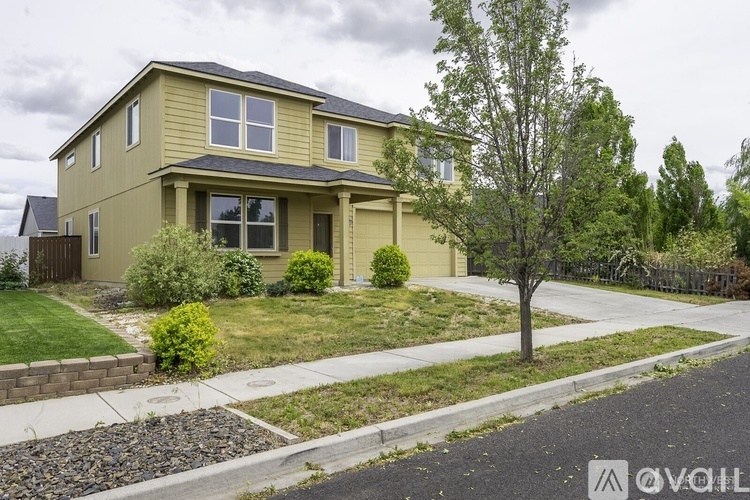 709 South Taft Street 4 Beds Single Family Home for Rent - Photo gallery 1