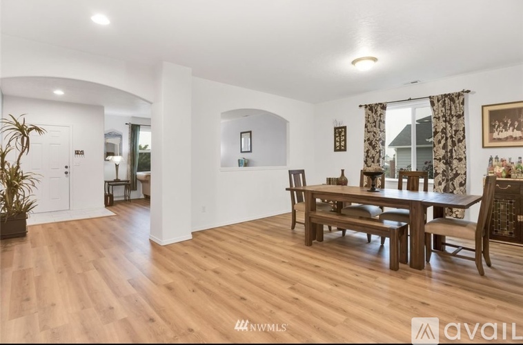 709 South Taft Street 4 Beds Single Family Home for Rent - Photo gallery 4