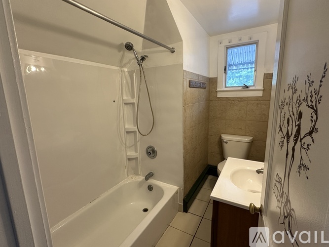 200 S Hayward St 1 Apartment for Rent - Photo gallery 5