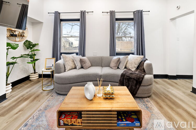 10 Carrie Street 3 Beds Single Family Home for Rent - Photo gallery 1