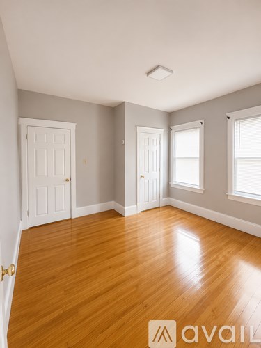 55 Chester Avenue 3 Beds Apartment for Rent