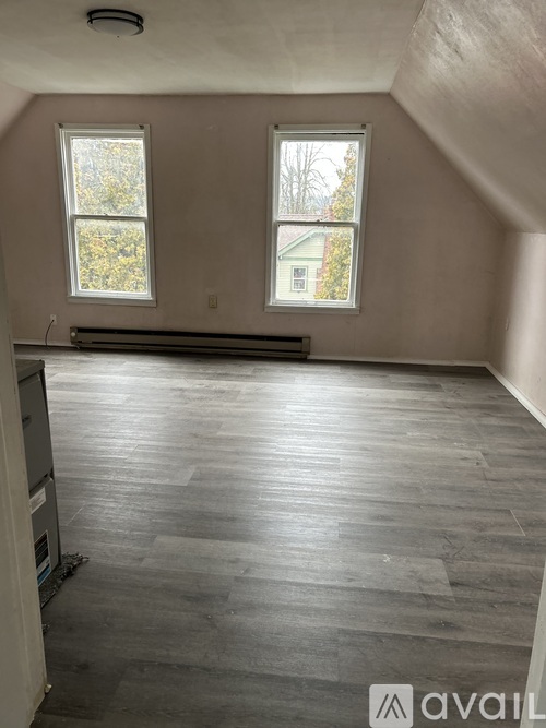 1212 N Cochran St 1 Apartment for Rent - Photo gallery 1