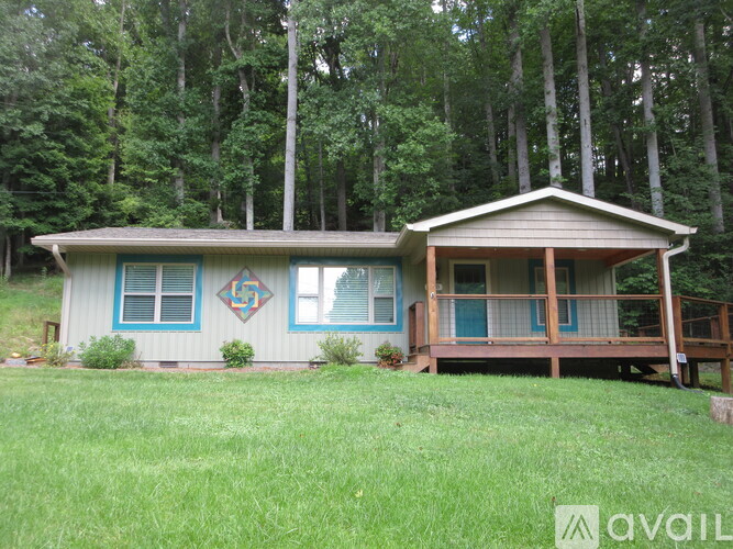 150 Old Sawmill Road 3 Beds Single Family Home for Rent - Photo gallery 2