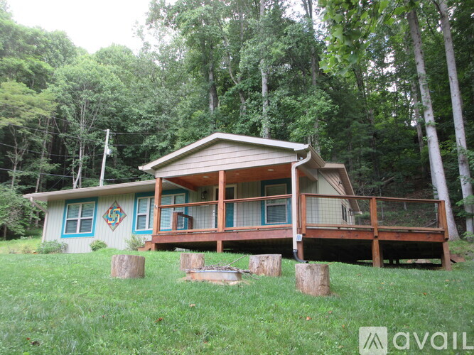 150 Old Sawmill Road 3 Beds Single Family Home for Rent - Photo gallery 3