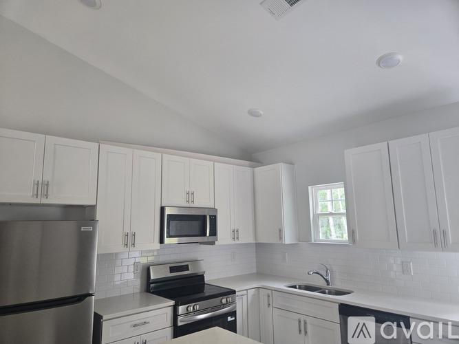 1715 Ward Cir 3 Beds Single Family Home for Rent - Photo gallery 4
