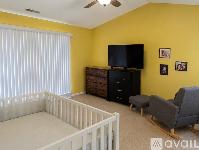 16682 Dover Drive 2 Beds Condo for Rent - Photo gallery 4