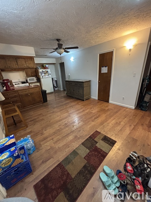 763 Grace Avenue 2 Beds Apartment for Rent - Photo gallery 1