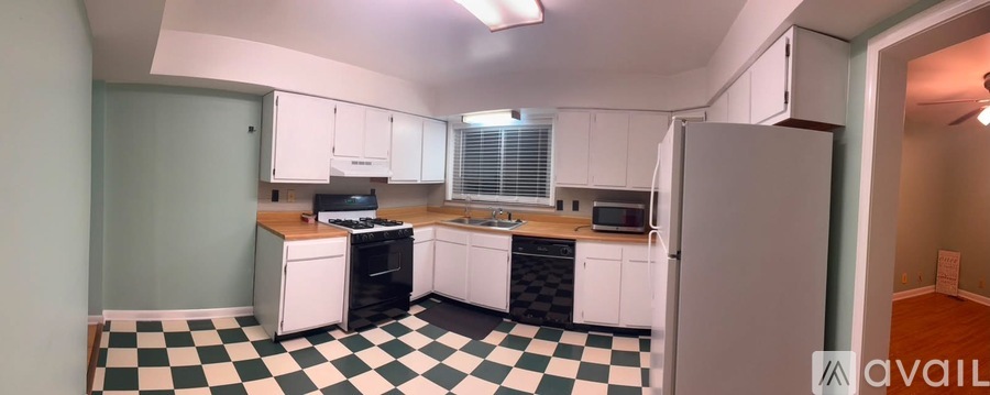 605 Hambley Boulevard 2 Beds Apartment for Rent - Photo gallery 4