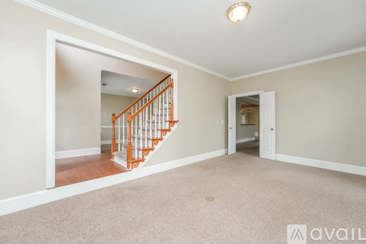 843 Biscayne Way 4 Beds Single Family Home for Rent - Photo gallery 2