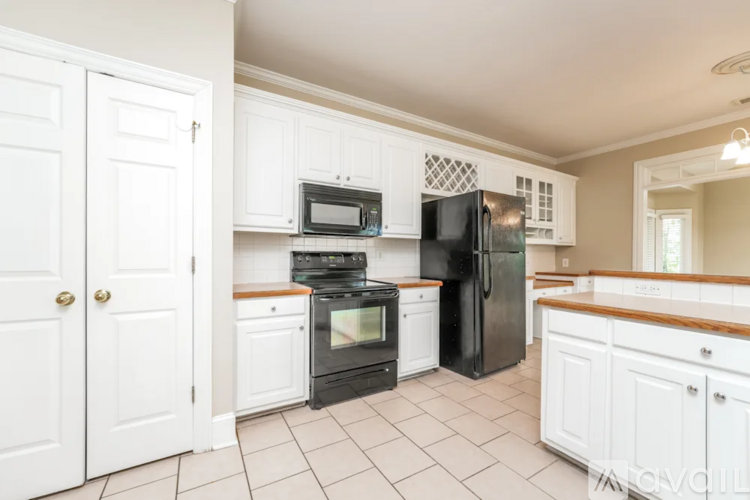 843 Biscayne Way 4 Beds Single Family Home for Rent - Photo gallery 5