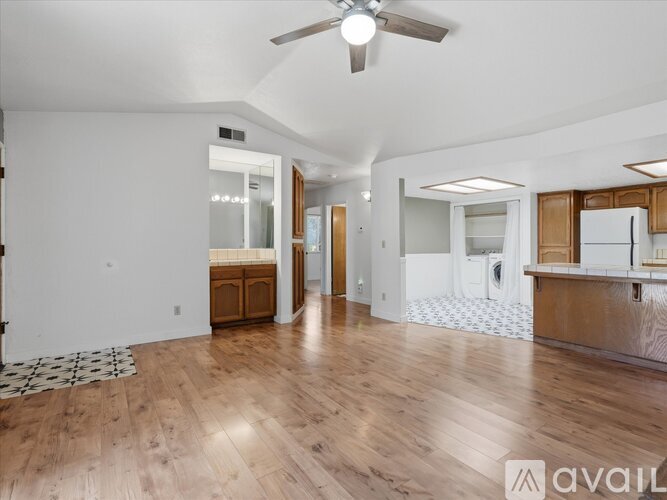 49400 River Park Rd 2 Beds Condo for Rent - Photo gallery 4
