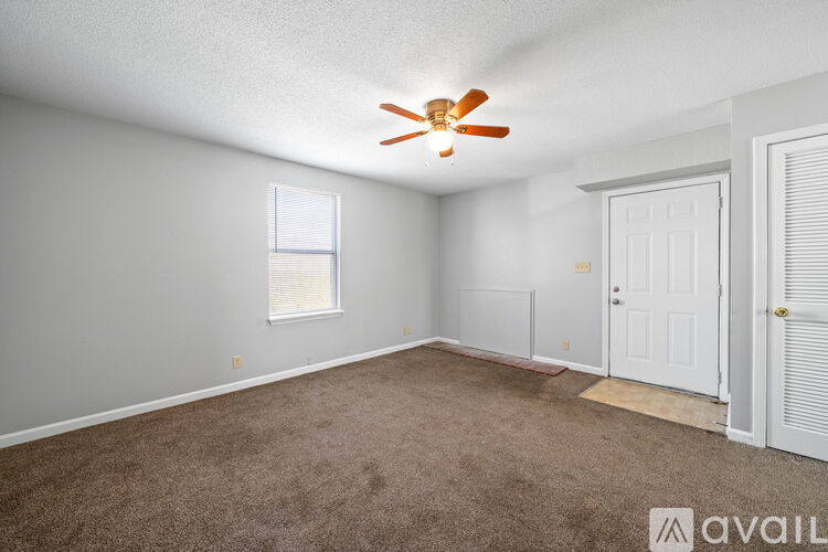 923 Kingsbury Dr 2 Beds Condo for Rent - Photo gallery 4