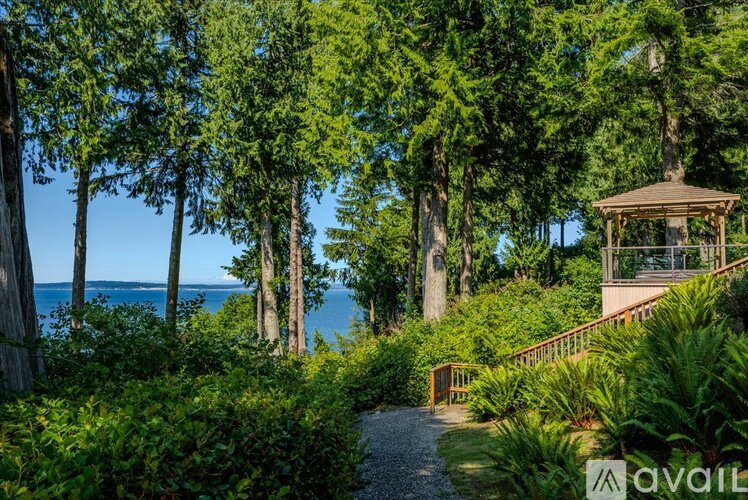 1385 E Ludlow Ridge Rd 3 Beds Single Family Home for Rent - Photo gallery 3