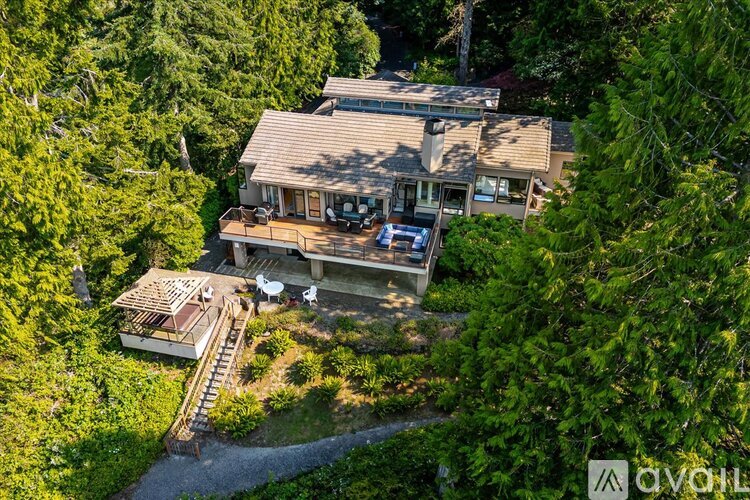 1385 E Ludlow Ridge Rd 3 Beds Single Family Home for Rent - Photo gallery 5