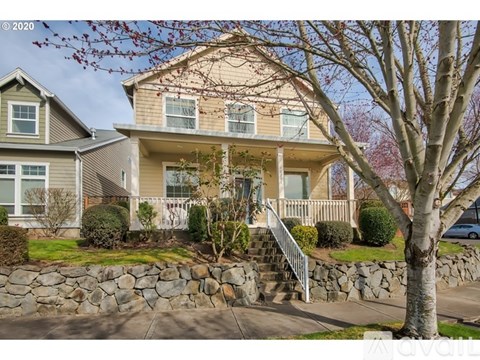 10251 Northeast Okanogan Street 4 Beds Apartment for Rent