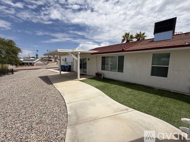 2953 Canyon Oak Drive 3 Beds Single Family Home for Rent - Photo gallery 2