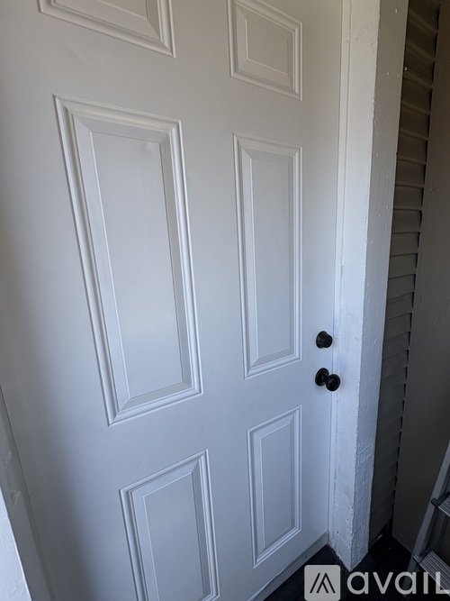 1100 1/2 South New Hampshire Avenue Studio Single Family Home for Rent - Photo gallery 1
