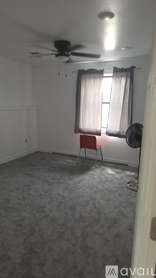 615 Main St 2 Beds Apartment for Rent - Photo gallery 5