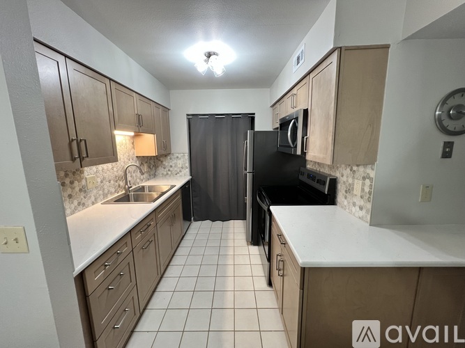 17087 Sandalwood Creek Drive 2 Beds Condo for Rent - Photo gallery 3