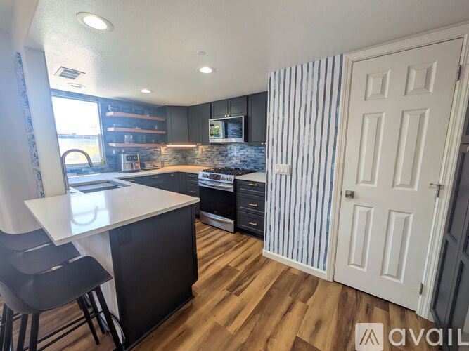 3051 Augusta St 3 Beds Condo for Rent - Photo gallery 2