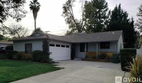 5059 Serrania Ave 3 Beds Apartment for Rent