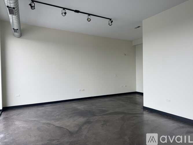 1645 N Milwaukee Ave Studio Apartment for Rent - Photo gallery 3