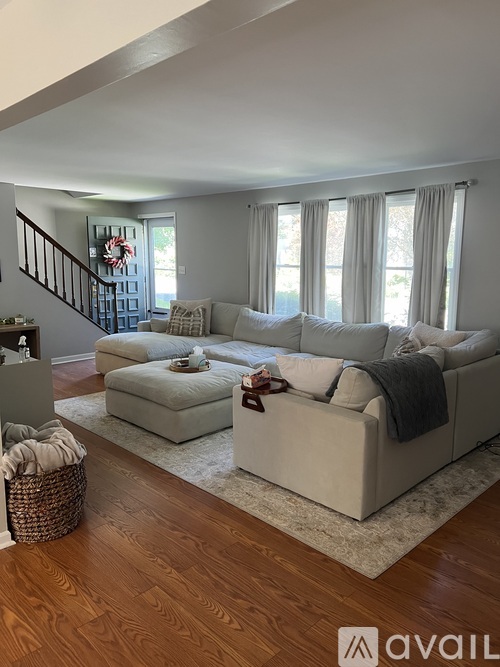 4481 South Buffalo Street 3 Beds Apartment for Rent - Photo gallery 1