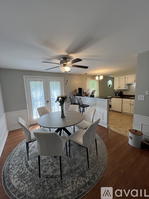 4481 South Buffalo Street 3 Beds Apartment for Rent - Photo gallery 2