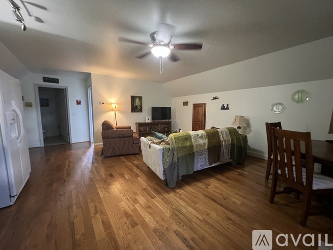 124 Tignall Road 1 Single Family Home for Rent - Photo gallery 3